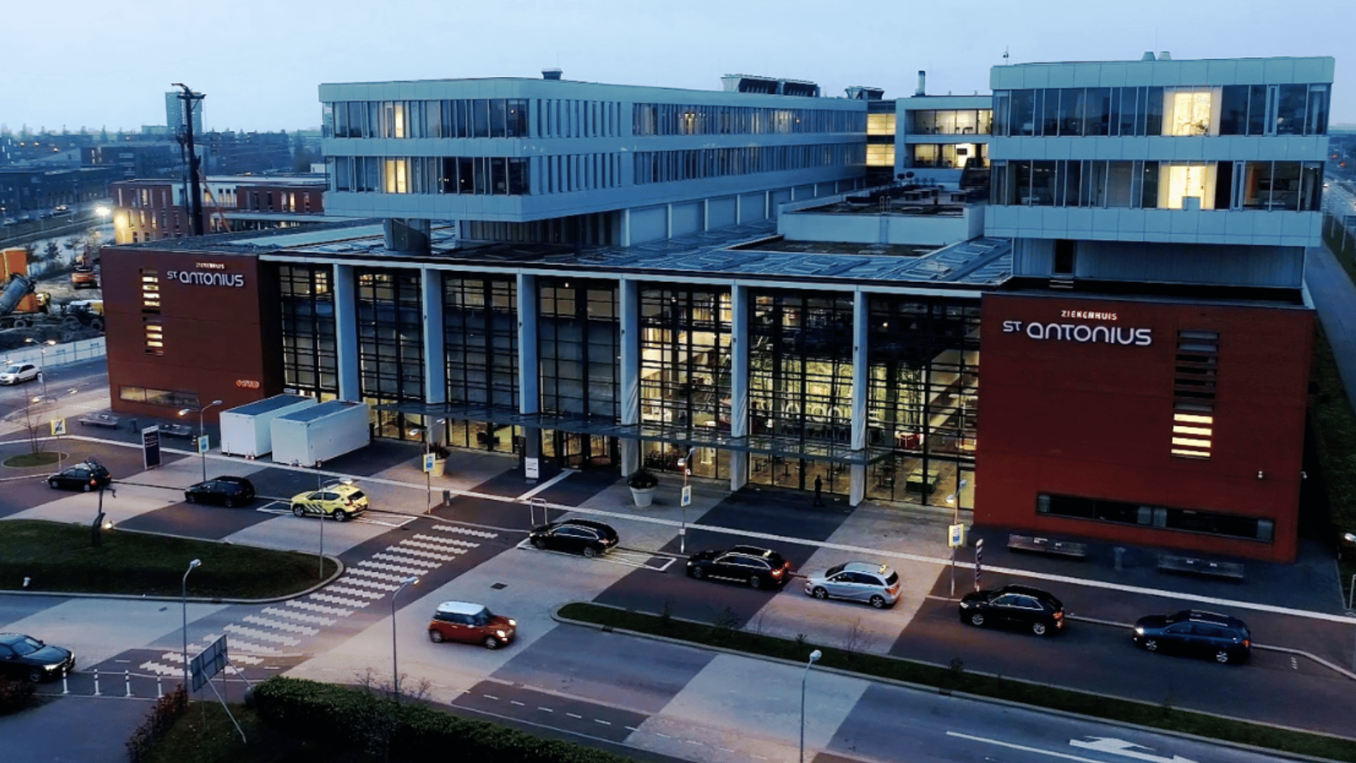 Parkeren naast het ziekenhuis